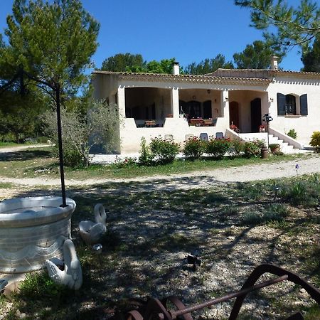 Chambre D'Hotes La Pinede Lambesc Kültér fotó